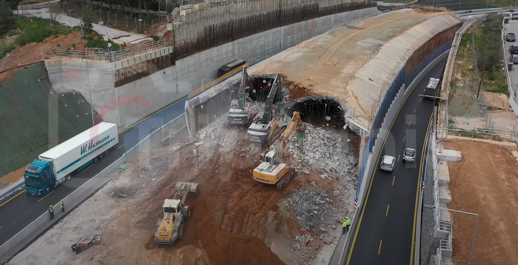 Εντυπωσιακό βίντεο από την κατεδάφιση του τούνελ στον Περιφερειακό Θεσσαλονίκης