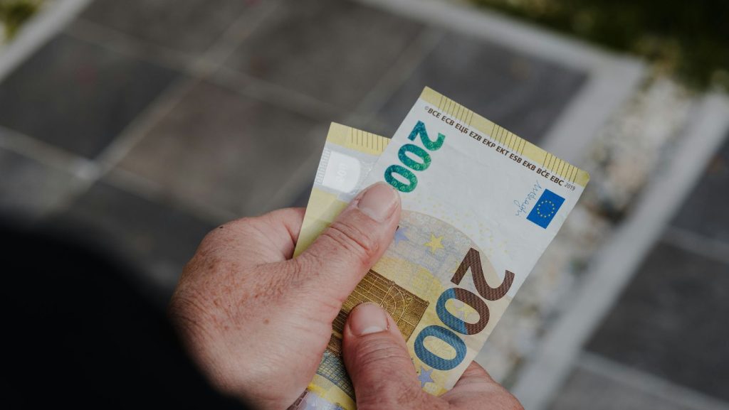 Έκτακτο επίδομα 150€ ανά παιδί σε 975.000 οικογένειες - Οι δικαιούχοι