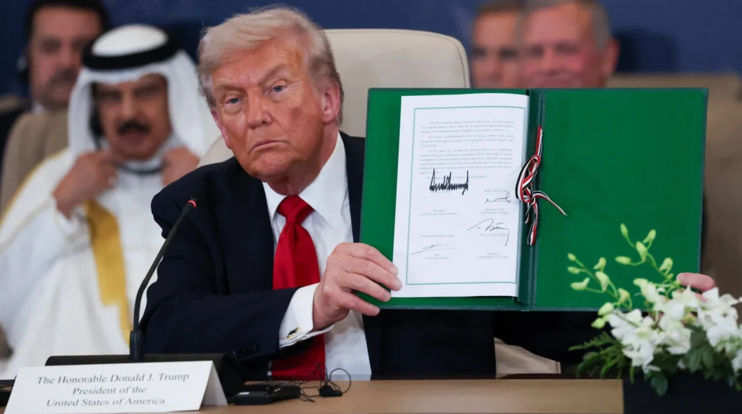 Υπεγράφη η συμφωνία για την ειρήνη στη Γάζα (VIDEO)