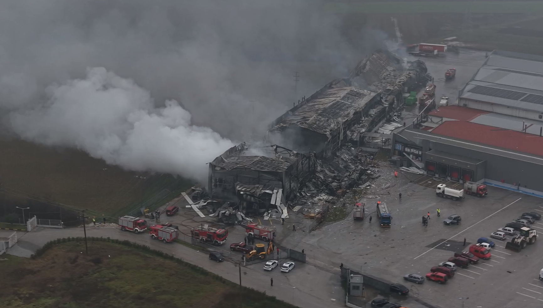 Τραγωδία στη βιομηχανία «Βιολάντα» - Πέντε νεκρές υπάλληλοι που κάηκαν